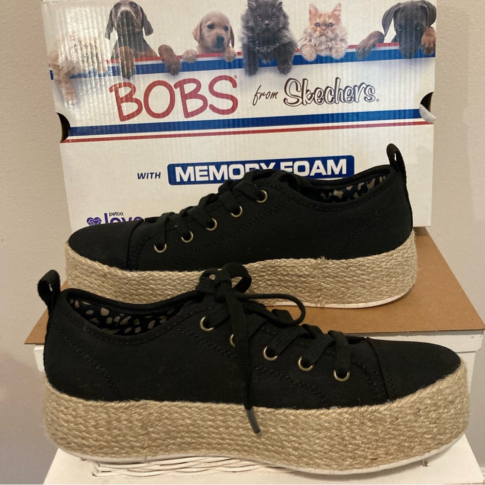 Skechers BOBS Sesame Laceup